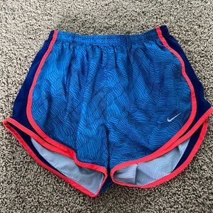 NIKE SHORTS!